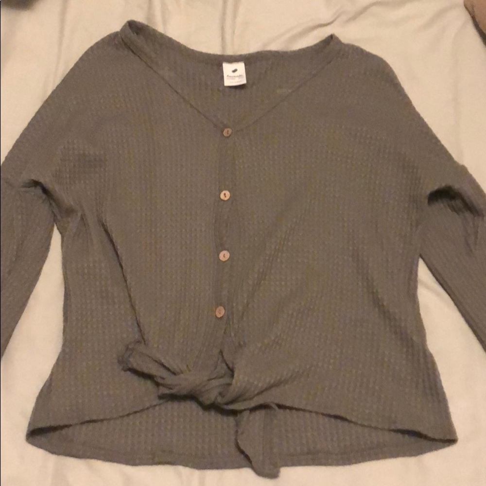 Tie top